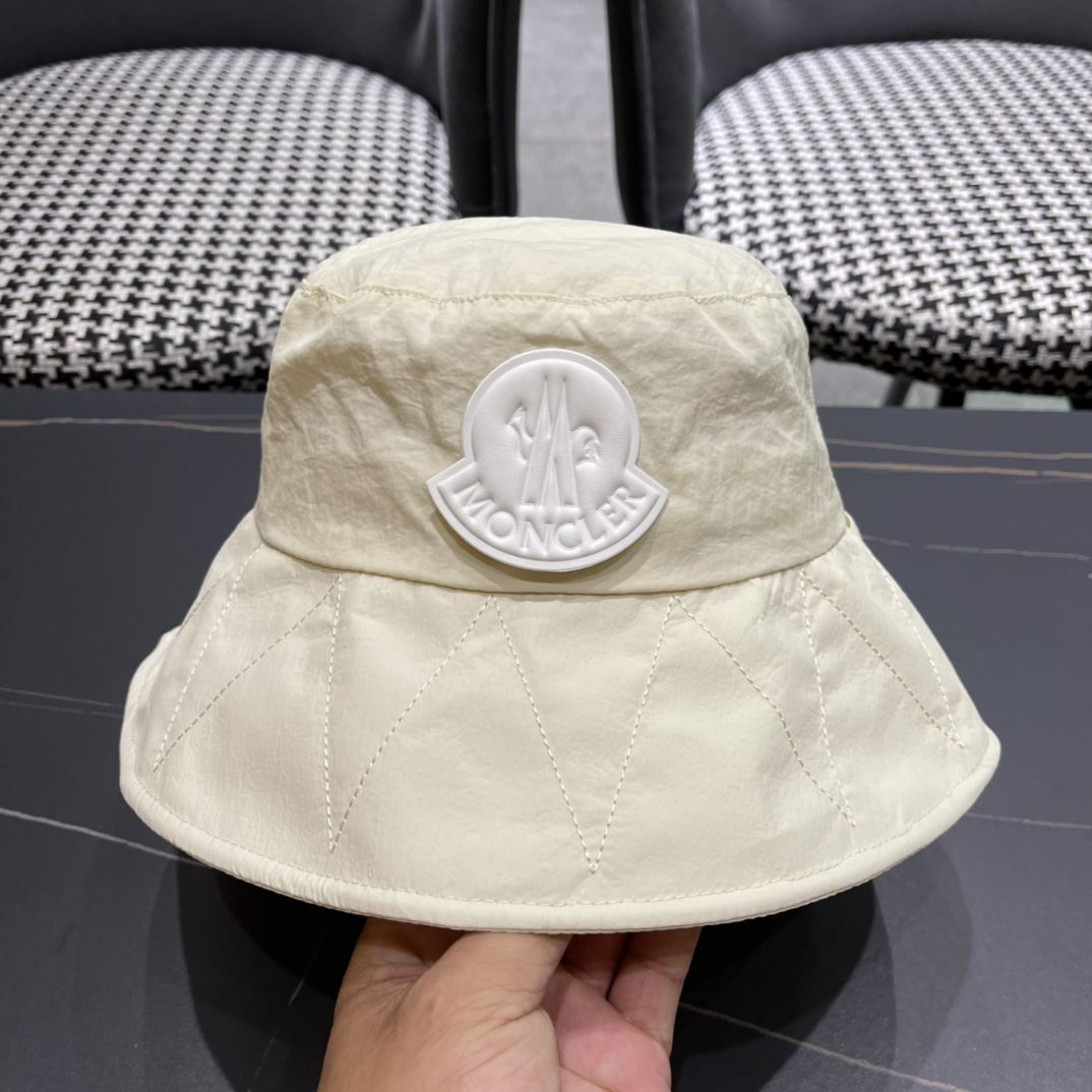 Moncler Caps